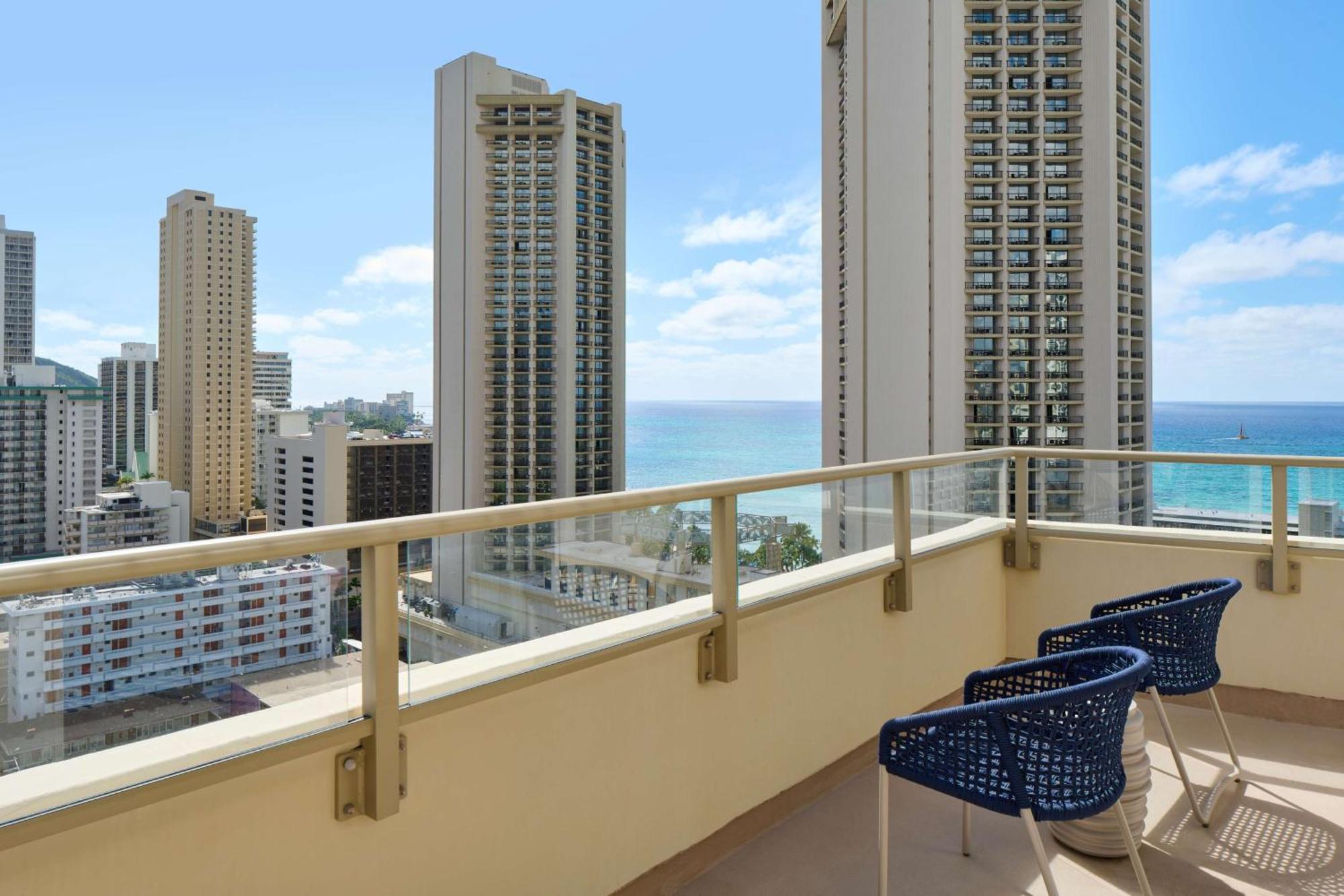 Outrigger Waikiki Paradise Hotel Honolulu Exterior foto